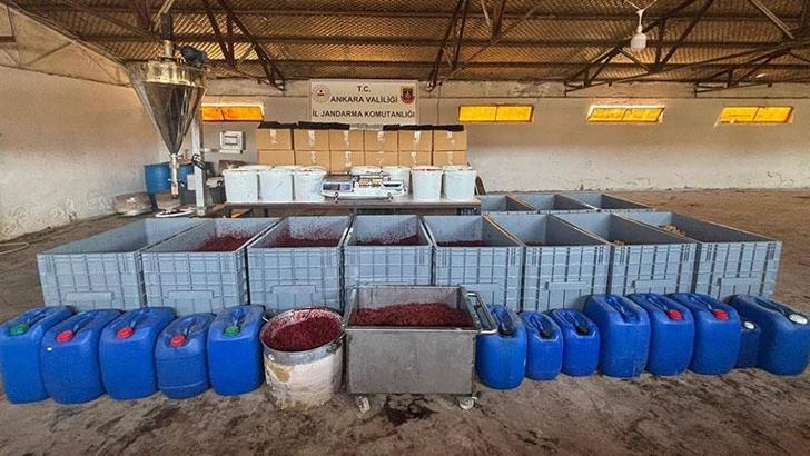 Ankara'da 4,5 ton kaçak nargile tütünü ele geçirildi