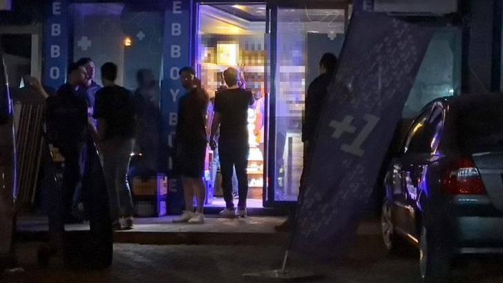 Bursa'da büfeye silahlı saldırı