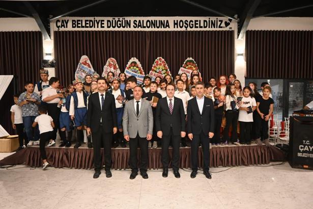 Çay'daki yaz okulu kapanışı törenle yapıldı