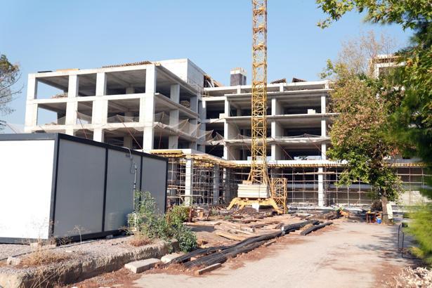 Ege Üniversitesi'nde dev teknopark kompleksi hızla yükseliyor