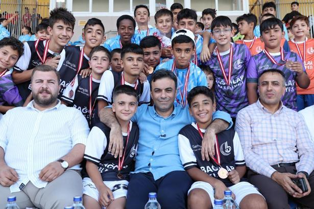 Bağcılar Belediyesi ‘Gençlik Kampı’ inşa edeceğini duyurdu