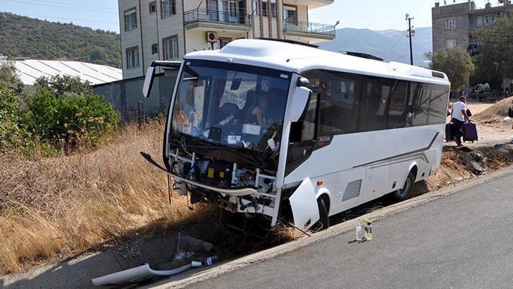 Midibüs şarampole düştü: 9 yaralı