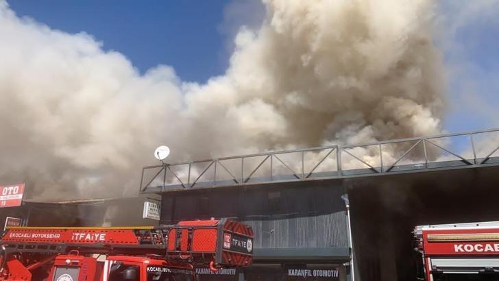 Kocaeli'de oto yedek parça dükkanında yangın