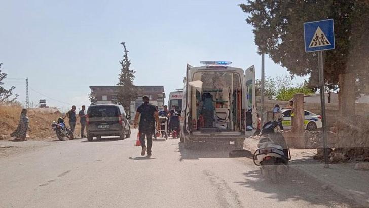 Otomobille çarpışan motosikletin sürücüsü yaralandı