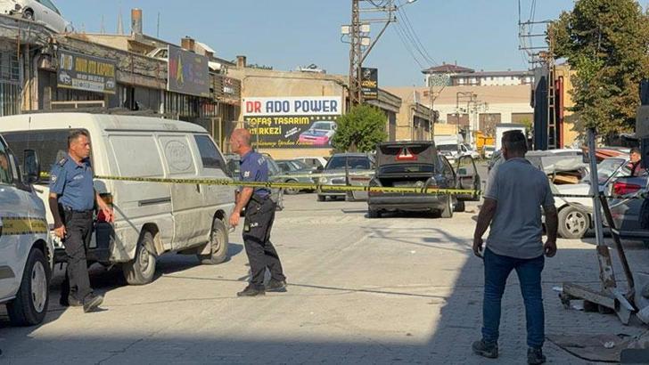 Otomobil tamirhanesinde palalı kavgada ustanın parmağı koptu, 2 kişi de darbedildi