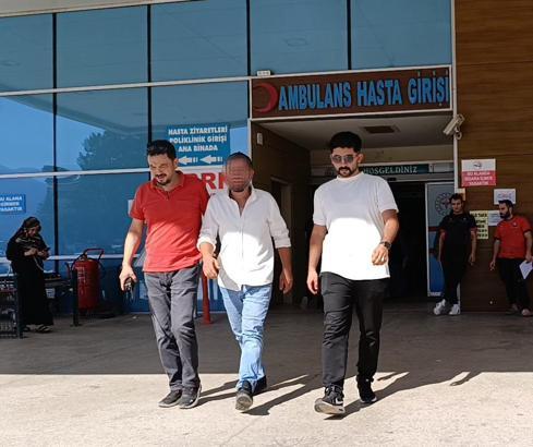 Bursa'da büfeye silahlı saldırı (2)