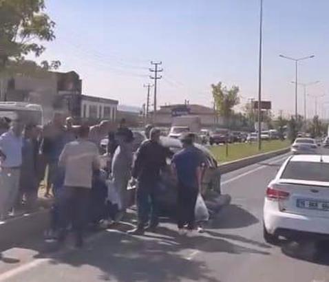 TIR ile 4 otomobilin karıştığı kazada 7 kişi yaralandı