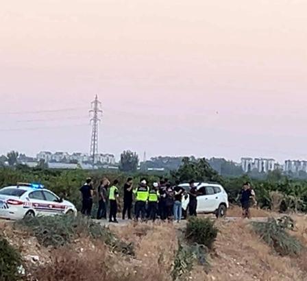 Pompalı tüfekle husumetlisinin serasını bastı; 2 ölü (2)