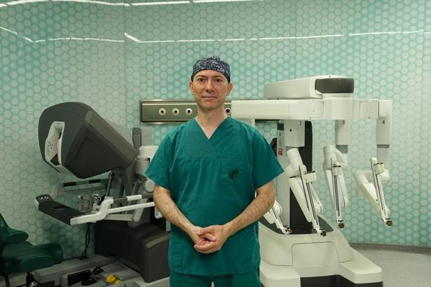 ‘Robotik cerrahiyle sinirleri koruyabiliyoruz’