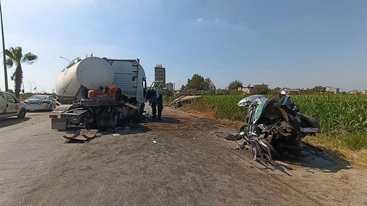 Otomobil ve kamyona, tanker çarptı; 2 yaralı