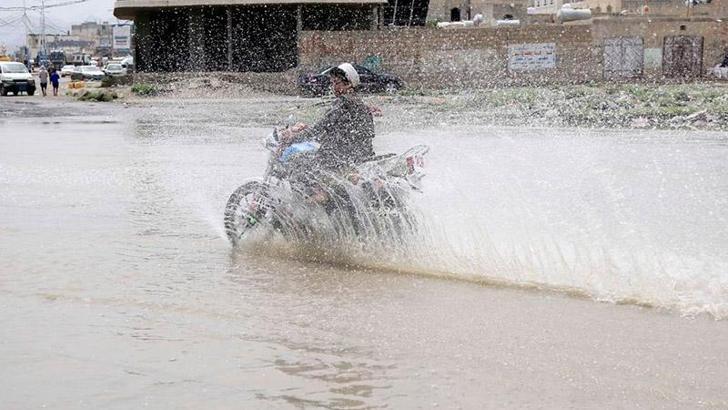 Yemen'de sel: 7 ölü