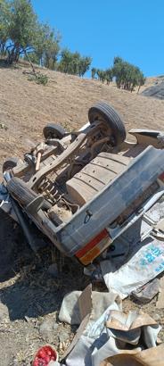 Kız istemeye gidenlerin otomobili devrildi: 3’ü çocuk, 8 yaralı