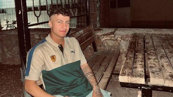 Bıçaklı kavgada öldürüldü