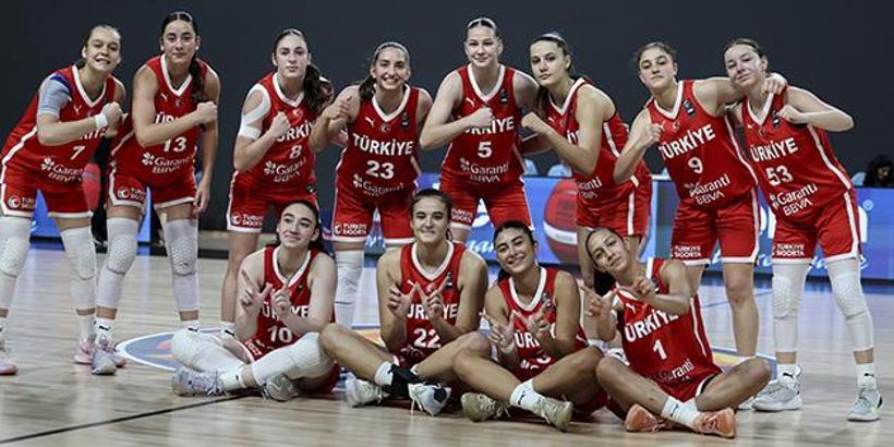 16 Yaş Altı Kız Milli Basketbol Takımı çeyrek finalde