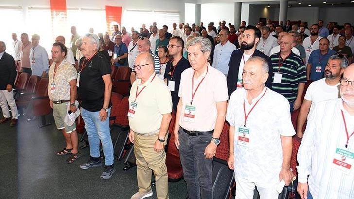 Karşıyaka'da yine kongre günü