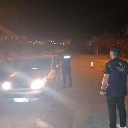 Kozan’da uyuşturucu ve ruhsatsız silah ele geçirildi