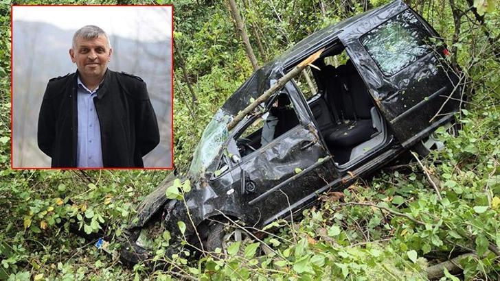 Hafif ticari araç şarampole yuvarlandı; 1 ölü 2 yaralı