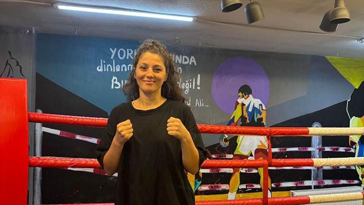 Boksör Seren Ay Çetin: Bu maçı kazanırsam yeniden dünya şampiyonluğuna oynamayı hak edeceğim