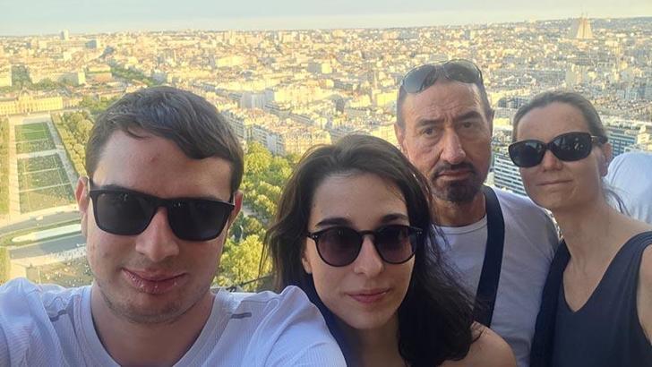 Bursalı ikizler, doktor babalarının mezun olduğu üniversiteyi kazandı