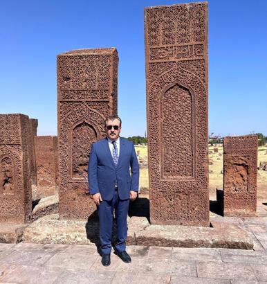 BBP lideri Destici’den Malazgirt Zaferi mesajı