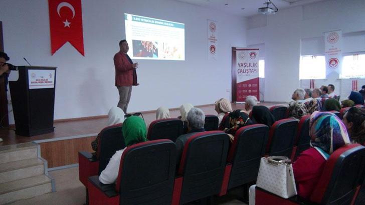 Kilis’te 'Yaşlılık Çalıştayı' düzenlendi