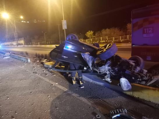 Mardin'de takla atan otomobildeki 3 kişi yaralandı