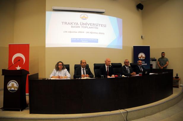 Trakya Üniversitesi’nde kampüs yolu, araçların transit geçişine kapanıyor