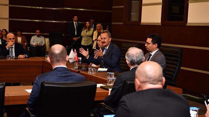 Savunma Sanayii Başkanlığı'nda 'İhracat İstişare Toplantısı' düzenlendi