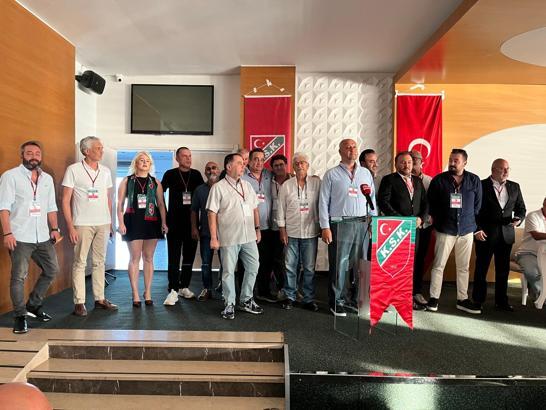 Karşıyaka’da Cicibaş güven tazeledi