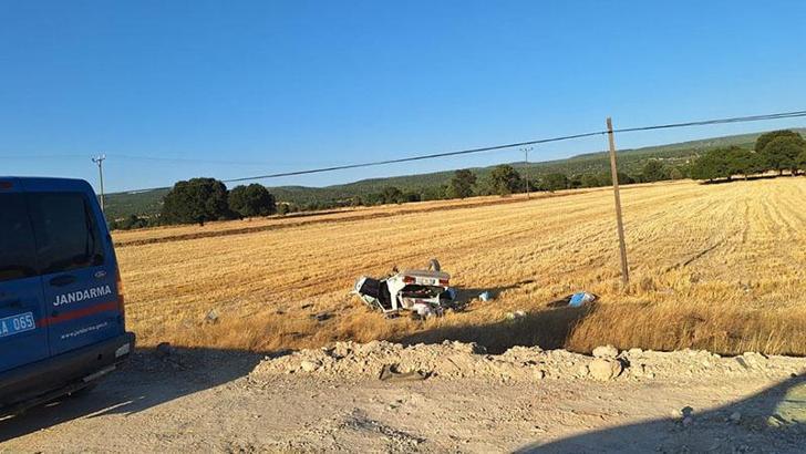 Otomobil, sürücüsünün gözünü güneş alması sonucu tarlaya uçtu: 2 yaralı