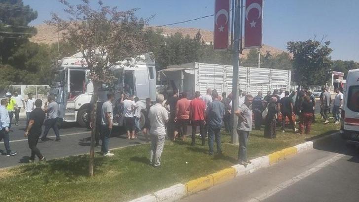 Mardin’de 5 araç zincirleme kazaya karıştı