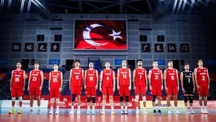 U21 Erkek Voleybol Milli Takımı Çekya'ya 3-1 mağlup oldu