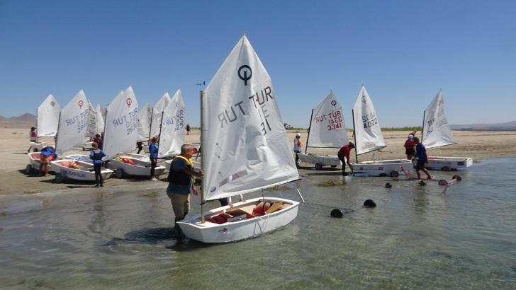 Optimist Yelken Yarışları'nın 2'nci ayağı, Kırşehir’de başladı