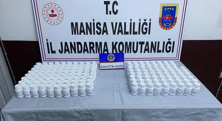 Manisa'da 8 bin 740 sentetik hap ele geçirildi