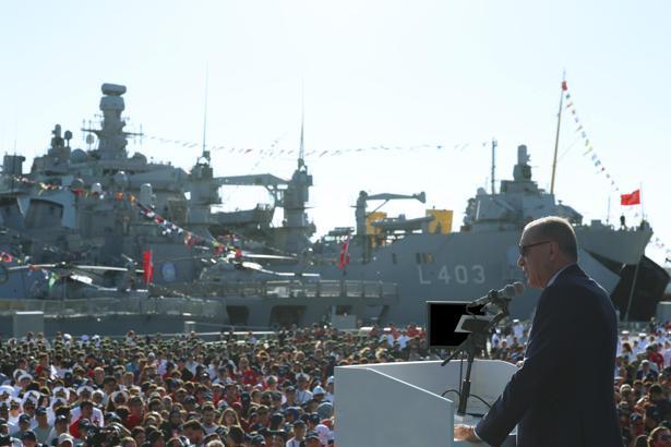 İstanbul - Cumhurbaşkanı Erdoğan: TCG Anadolu’nun bir büyüğünü yapıyoruz