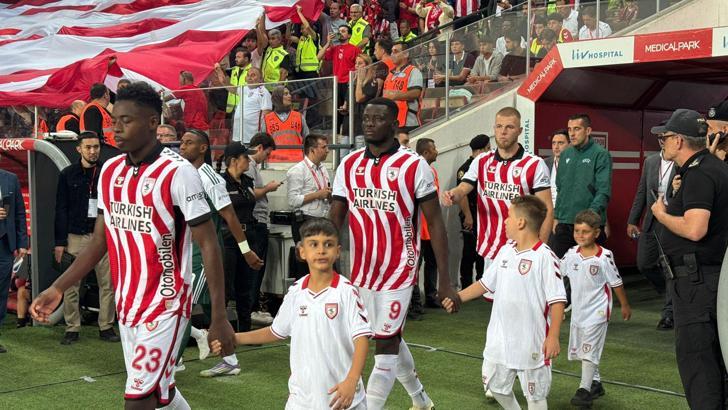 Samsunspor - Panathinaikos maçı / Fotoğraflar