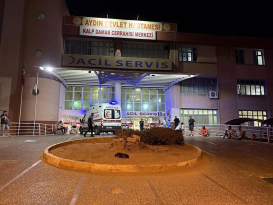 Aydın'da otomobil ağaca çarptı: 4 yaralı