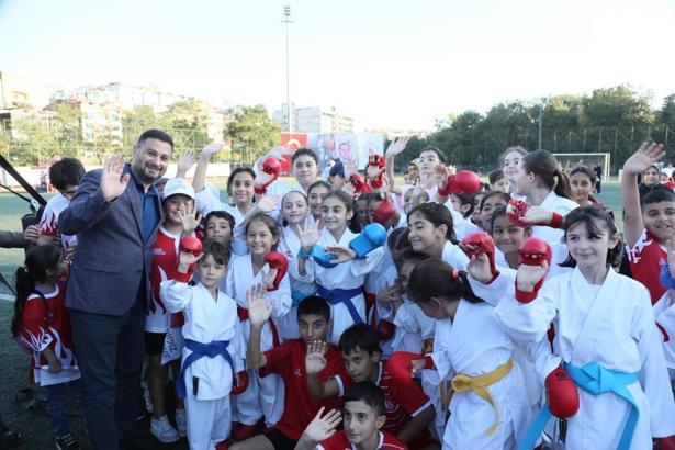 Kağıthane'de 10 bin çocuk yaz spor okullarından mezun oldu