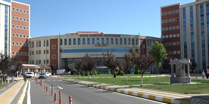 Sivas- Hastanede porselen yerine köpük tabakla yemek servisine inceleme /Video eklendi