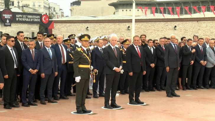 Taksim Meydanı'nda 30 Ağustos Zafer Bayramı töreni