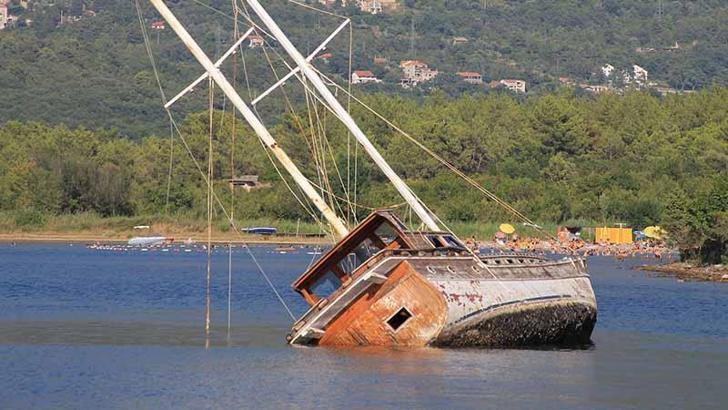 Moritanya’da göçmenleri taşıyan tekne alabora oldu: 70 ölü