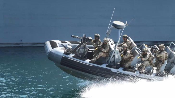 İstanbul - 'TEKNOFEST Mavi Vatan'da SAT VE SAS komandolarından gösteri