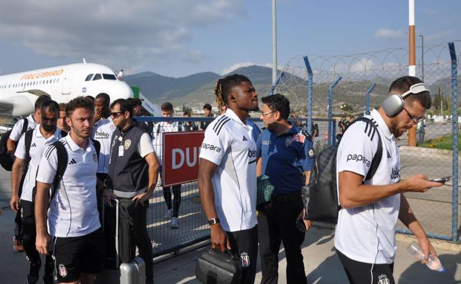 Beşiktaş Antalya'ya geldi /Video eklendi