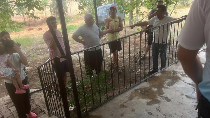 Konserve yapan ailesine yardım eden çocuğun ayağına 'yorgun mermi' isabet etti