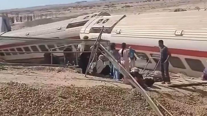 Mısır’da tren kazası: 3 ölü, 103 yaralı