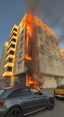 Çorba içmeye giderken yangını fark edip binadakilerin tahliyesini sağladılar