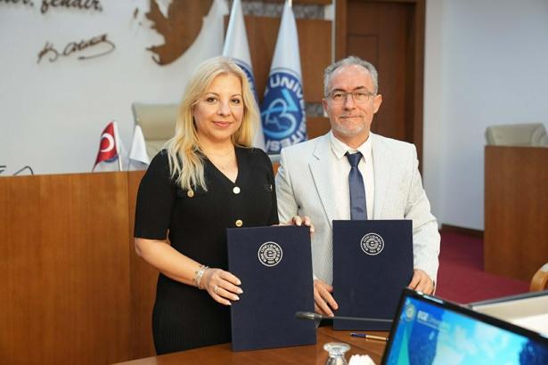 Ege Üniversitesi öğrencilerine İngiltere'de master ve MBA fırsatı