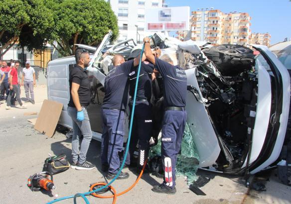 Kumluca'da kaza: 5 yaralı
