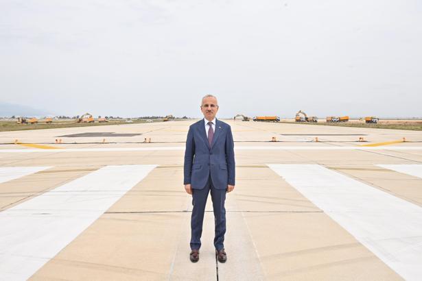 Hatay Havalimanı'nda uçuşlar yeniden başladı