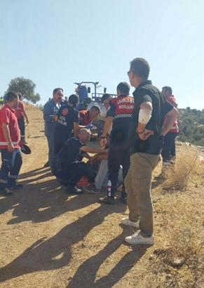 Devrilen kamyonetteki dinamitler kontrollü patlatıldı; 10 yaralı